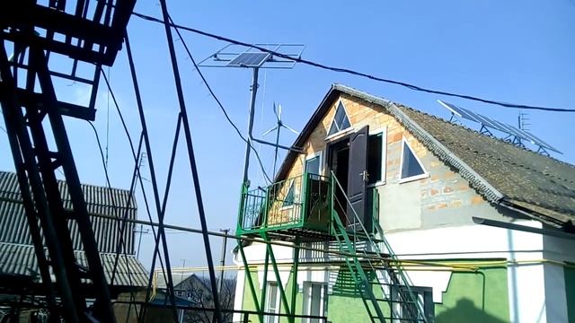 Сонячний трекер №3 поставив панелі. смотреть онлайн