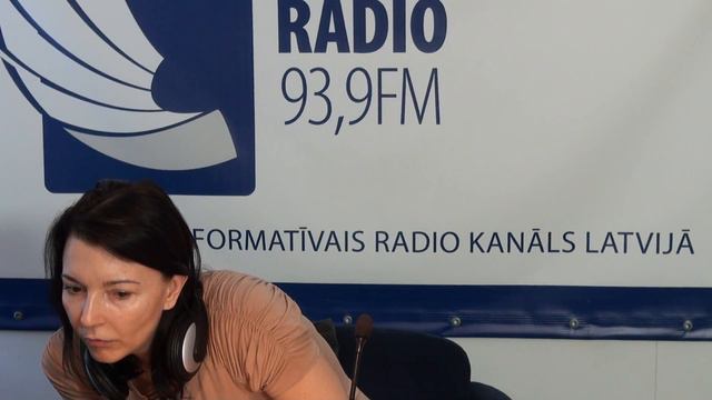 MIX TV: Президент Балтийской федерации моды Елена Страхова в программе Личное утро на радио Балтком смотреть онлайн