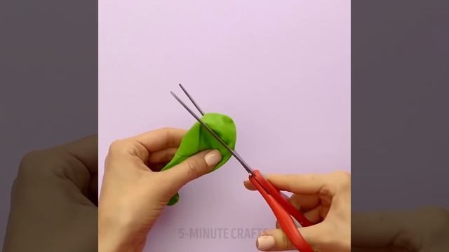 15 КРУТЫХ И МИЛЫХ ЛАЙФХАКОВ ДЛЯ ШКОЛЫ смотреть онлайн