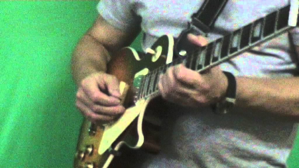 В ночном небе ... Gibson VOV Les Paul смотреть онлайн