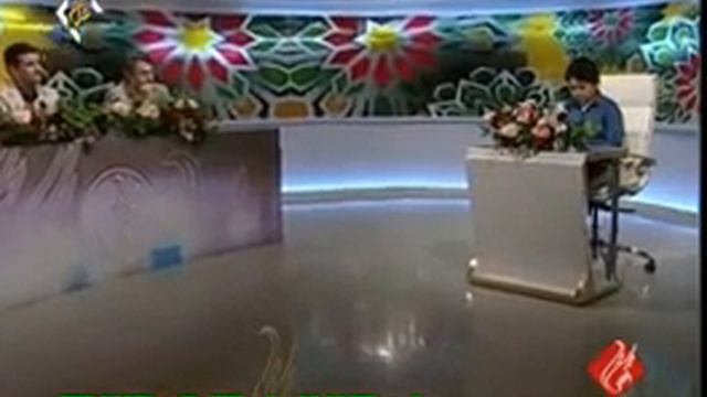 красивый чтения Коран смотреть онлайн