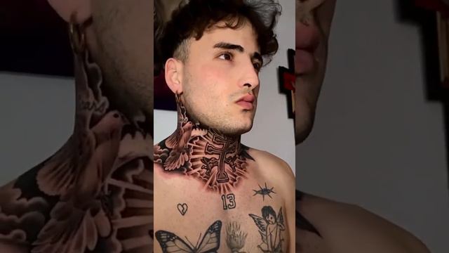 Amazing dual neck tattoos by Juan Sanchez @juansancheztattoo from @venicetattoolovers! смотреть онлайн