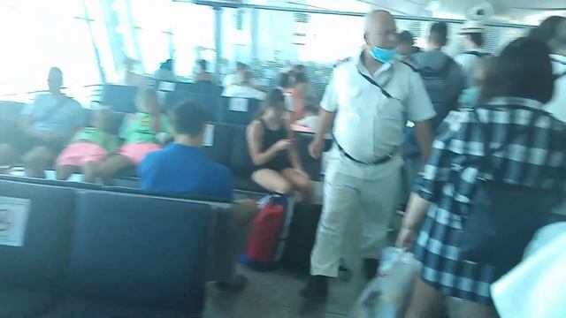 посадка на рейс авиакомпании red wings хургада-москва аэропорт Шереметьево номер рейса WZ5088 смотреть онлайн