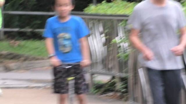 Panasonic HC-VX1 Camcorder 4k 24p Test Footage - Afternoon Walk at a Lake смотреть онлайн