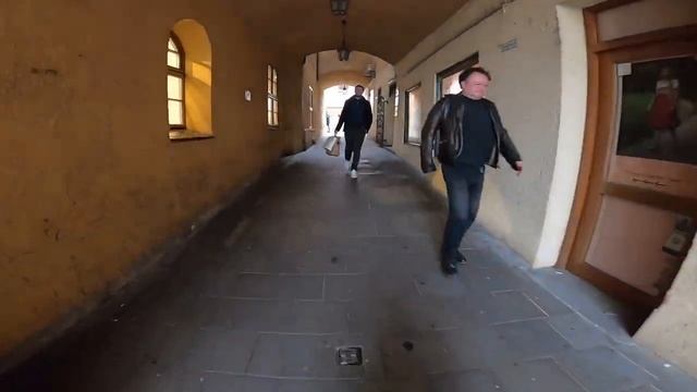 Прогулка по Мюнхену (не на самокате) / Walking in Munich смотреть онлайн