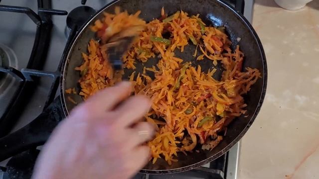 ЛЕДАЧІ ГОЛУБЦІ. lazy cabbage rolls. СМАЧНІ ТА КОРИСНІ ВЕЧЕРІ. смотреть онлайн