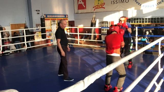 Кикбоксинг ФИНАЛ(средний вес) Крикуненко Константин; Чемпионат Киева 2019 смотреть онлайн