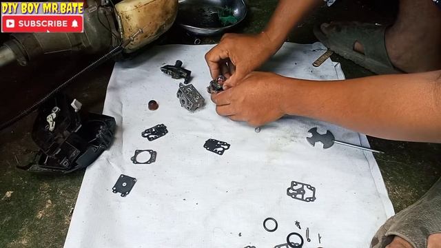 Honda Gx35/Grass cutter/Replace Carburetor repair kit Part2. смотреть онлайн