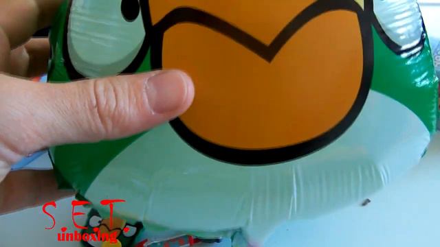 Распаковка 8 Яйцо сюрприз, сюрприз Тото Nestle Angry Birds Злой игрушки Птицы смотреть онлайн