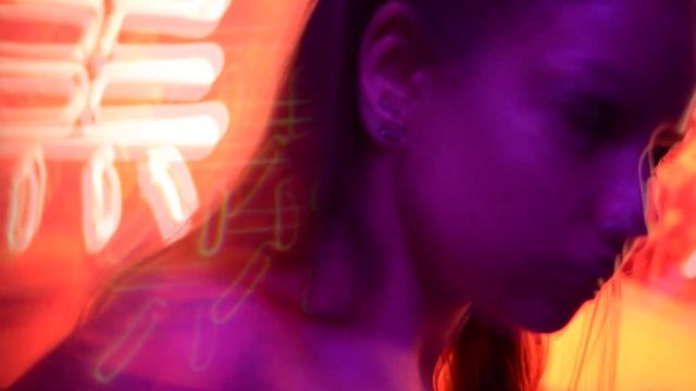 Фотосессия в стиле "НЕОН" / легкие идеи для съемки | NEON PHOTOSHOOT / SIMPLE PHOTO IDEAS смотреть онлайн