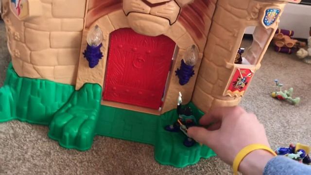 1999 Fisher Price Great Adventures Magic Castle смотреть онлайн