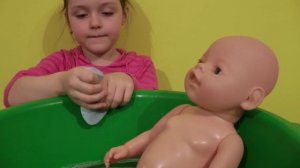 беби бон видео. наш малыш накакал в памперс