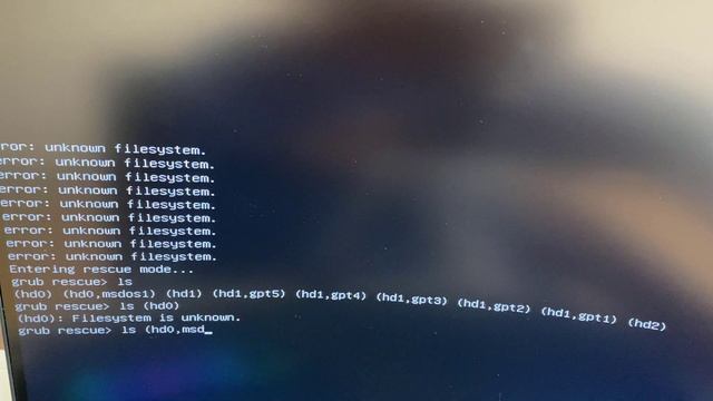 Unknown filesystem grub rescue | solución definitiva ? смотреть онлайн