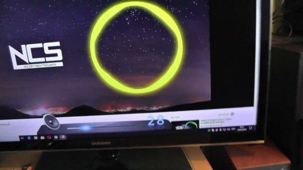 Testing Samsung UE40D5000 40 inch Widescreen Full HD 1080p 100Hz LED Television had good speakers