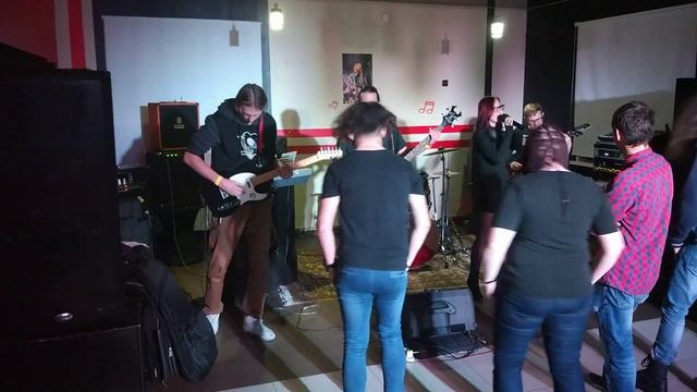 Fallen From Grace Интерлюдия (Во тьме) смотреть онлайн