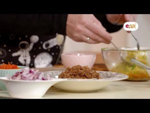 Закуска с овощами и рваной свининой | Всё просто с Василием Емельяненко