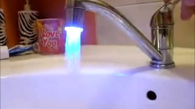 световая насадка на кран смотреть онлайн