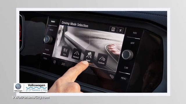 2019 Volkswagen Jetta vs Ford Fusion смотреть онлайн
