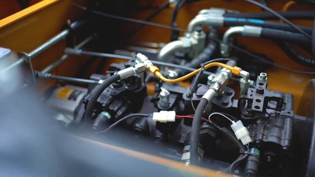 Мини-погрузчик LONKING CDM 308 ? Универсальная спецтехника для бизнеса! Обзор Лонкинг 308 смотреть онлайн