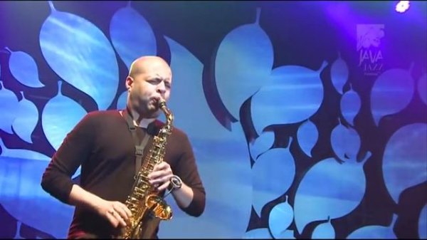 Marcus Miller Live at Java Jazz Festival 2013