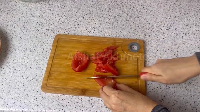 ЭТОТ САЛАТ БЕСПОДОБЕН! ГОТОВЛЮ ЧЕРЕЗ ДЕНЬ Мало кто знает этот рецепт! НОВЫЙ салат! смотреть онлайн