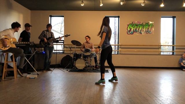 Blue Bossa Improvisation - Sarah Grous смотреть онлайн