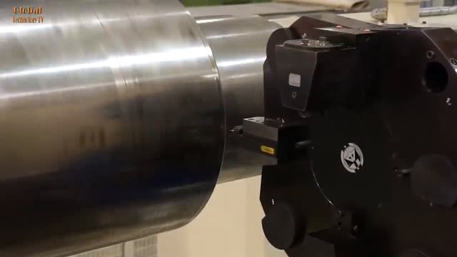 The world's largest lathe in operation смотреть онлайн
