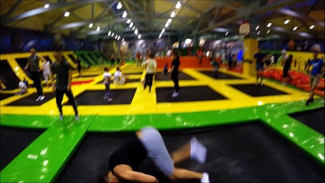 Батутный центр НЕВЕСОМОСТЬ г.Воронеж 03.01.2017 смотреть онлайн