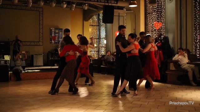 Выступление учеников Танго Студии Джани и Мэри, Prischepov Milonga 'Orangereya', 14 02 2016 смотреть онлайн