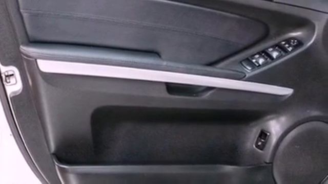 2010 Mercedes-Benz ML350 4MATIC IL