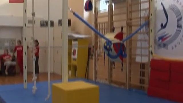 Спорткомплекс «Манеж» в очередной раз в этом году произвёл апгрейд своей материально техн смотреть онлайн