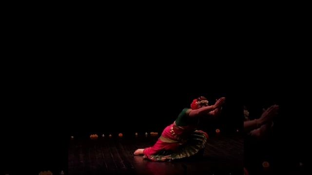 Индийские танцы в Петербурге смотреть онлайн