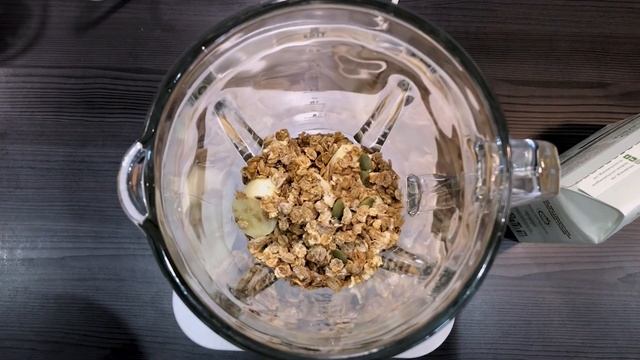 Готовим с Фруктовой Энергией - Смузи с мюсли из пророщенной пшеницы) смотреть онлайн