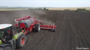 Сеялка HORSCH Pronto 12 NT FLD  с системой внесения жидких удобрений.