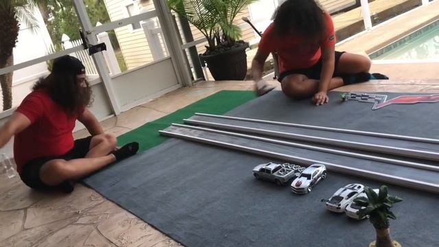 FRICTION CAR DRAG RACING смотреть онлайн