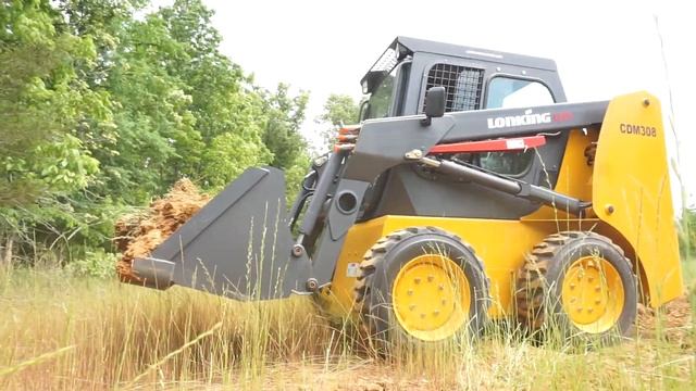Lonking CDM308 Skid Steer digging with the standard bucket attachment смотреть онлайн