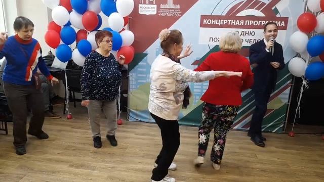 100-летие со дня образования пионерской организации отметили в ТЦСО "Чертаново" смотреть онлайн