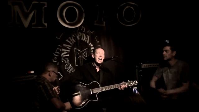 Алекс Моро - Валенки (Квартирники в Мансарда Моро.Выборг.27 06 2015) смотреть онлайн
