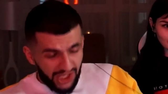 НАРЕЗКА СО СТРИМЕРАМИ | ВЫЛЕЗЛА ИЗ ПОД СТОЛА | ЧУТЬ НЕ РАЗБИЛ БМВ | STEEL, RENATKO, RAVSHANN, ANT1K