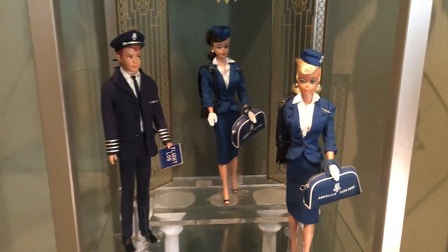 Barbie's Vintage 1960s Career Fashions смотреть онлайн