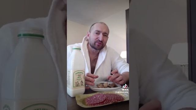 если женская манда пахнет рыбой... смотреть онлайн