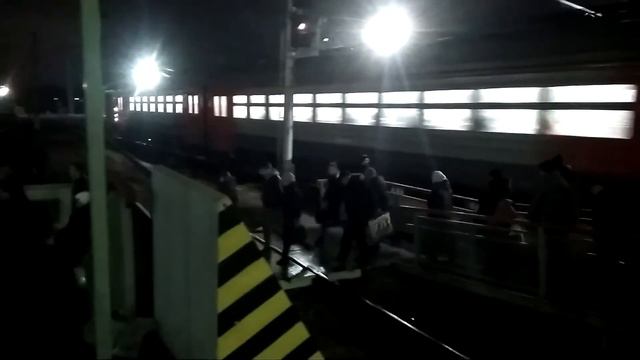 Электропоезд ЭД4М-0096 рейсом Москва Ярославская-Александров 1 смотреть онлайн