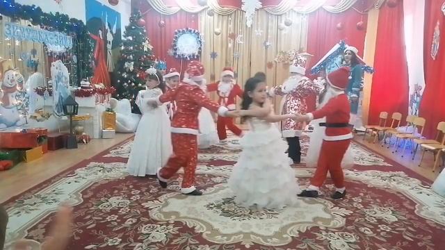 Танец "Ой снег, снежок" смотреть онлайн