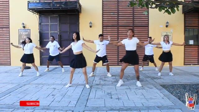 TOGETHER IN ELECTIC DREAMS | DJ ERICNEM | ESS GEE FAM WITH B-BEE'S смотреть онлайн