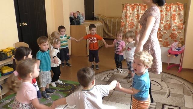 5 группа (дети 2-3 лет) Игра "Мы большой построим дом" смотреть онлайн