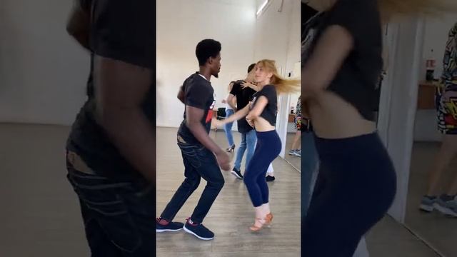 Ayo - technology by 50 cent - Justin Timberlake bachata remix by DJ Bernardo - elvis Stephen bachat смотреть онлайн