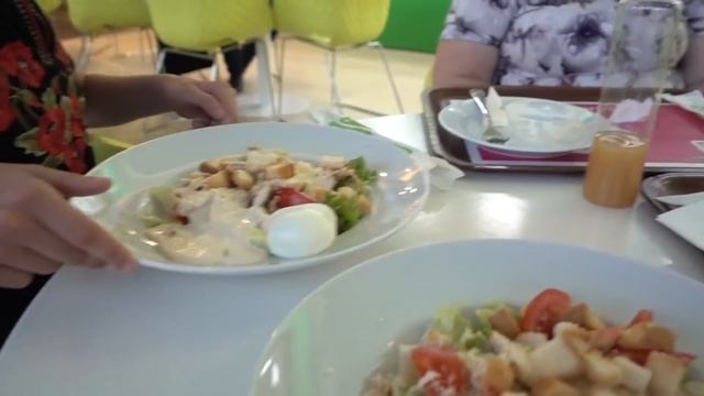 VLOG Едем на МРТ. Купили кроссовки. Родительское собрание у Кати смотреть онлайн