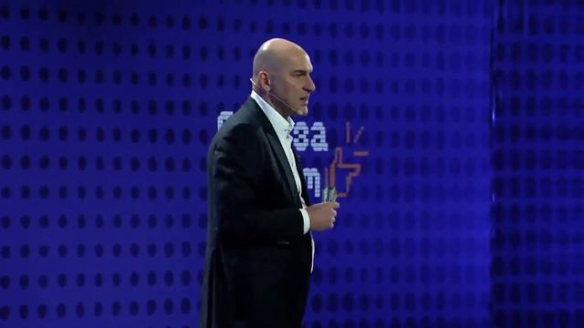 Почему лидер принимая решения совершенствуется? Показывает Радислав Гандапас смотреть онлайн