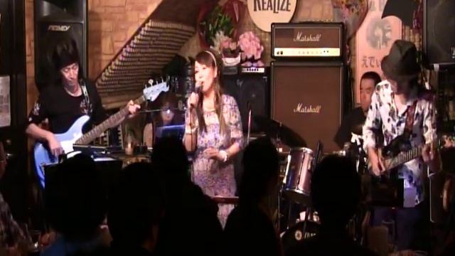 べてぃちゃん　街の灯り（堺正章cover） смотреть онлайн