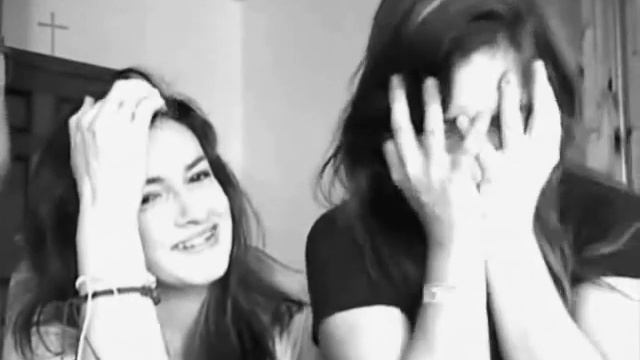 2 Girls 1 Cup Reaction смотреть онлайн